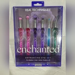Real techniques Enchanted entrancing eye set brushes